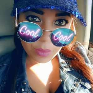 Meet your Posher, Ana